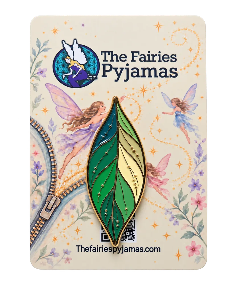 Fairies Pyjamas leaf zipper pull on its branded backing card